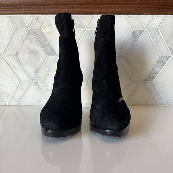 Donald Pilner Size 7.5M Black Suede Oval Heel Platform Ankle Boot Italia Bootie - Picture 2 of 11